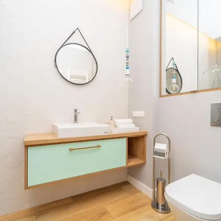 Apartament Nadmorski Blisko Plazy *